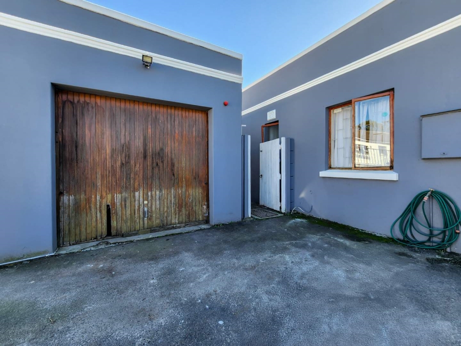 3 Bedroom Property for Sale in Rondebosch East Western Cape